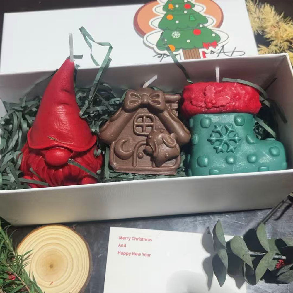 Creative Christmas Scented Candle Set – Gingerbread Man, Snowflake & Tree Design with Wooden Tray | Holiday Home Decor & Gift Idea